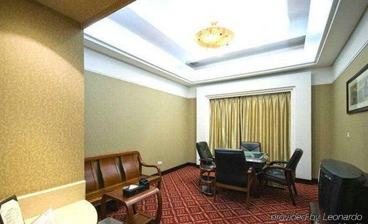 Hongshan Hotel Ухань Экстерьер фото