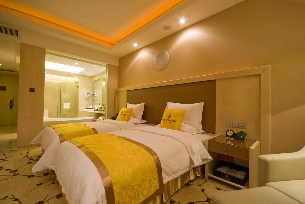 Hongshan Hotel Ухань Номер фото