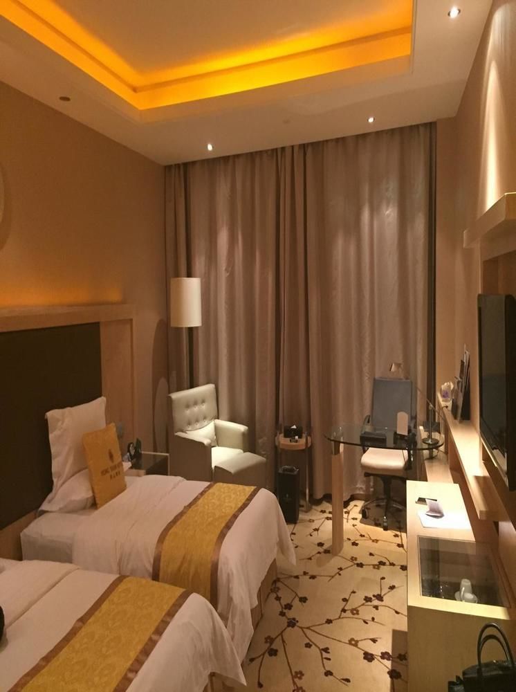 Hongshan Hotel Ухань Экстерьер фото