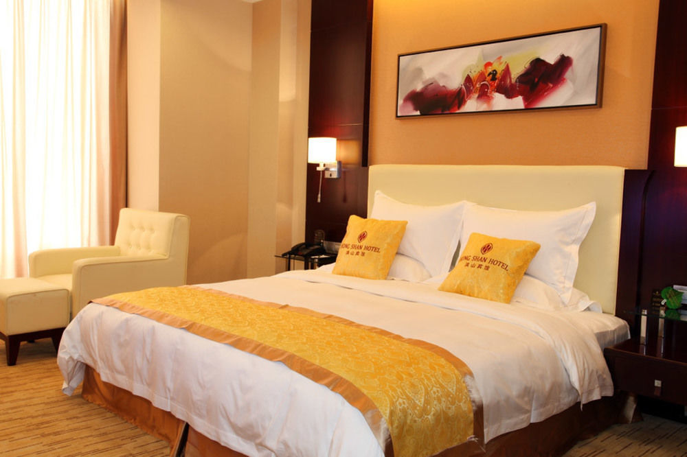 Hongshan Hotel Ухань Экстерьер фото